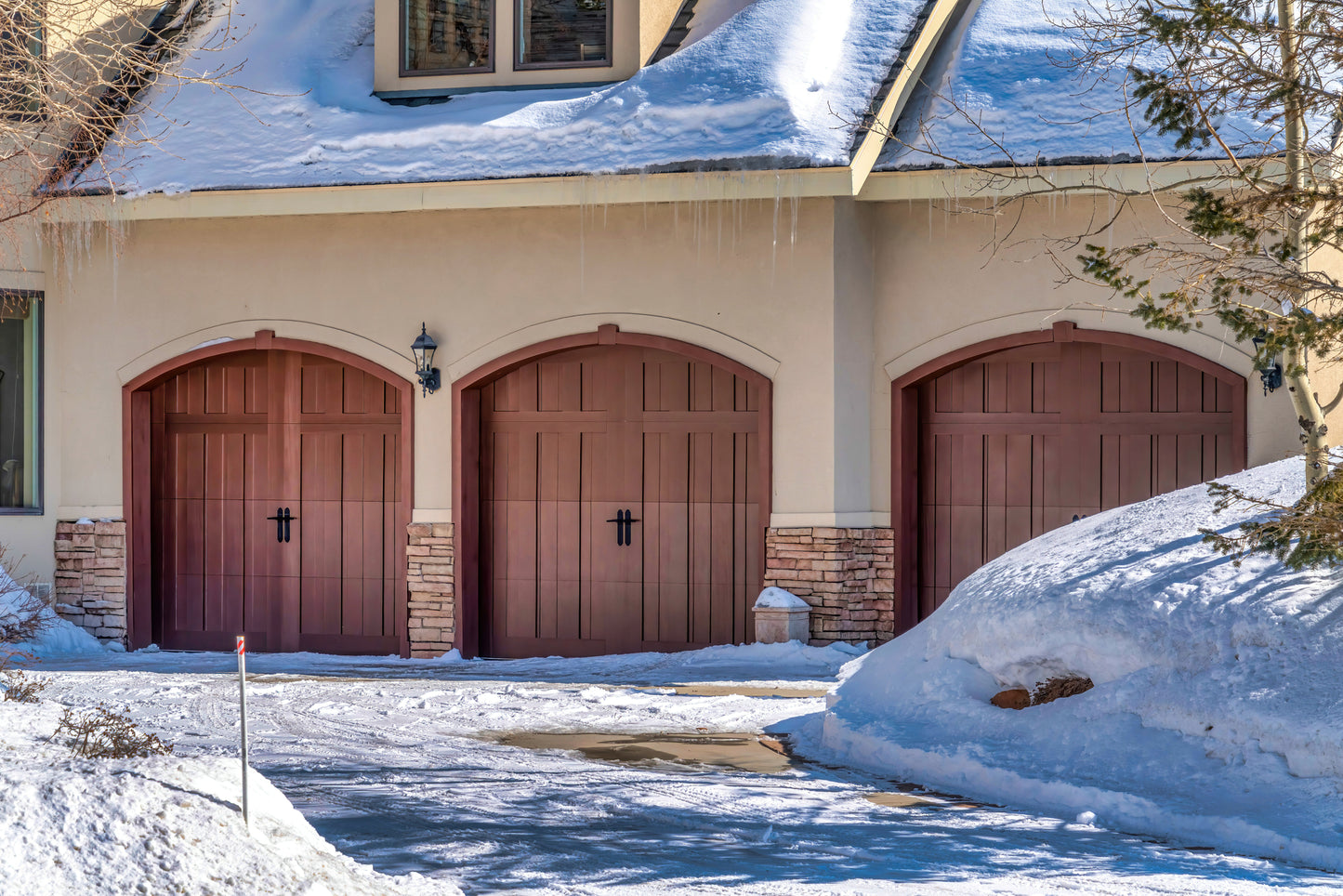 Vintage Swing -Swing Garage Doors